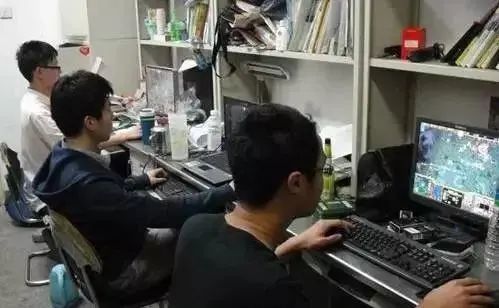 人民日报痛批:沉睡中的大学生,你不失业,天理难容!的图3